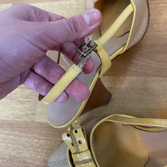 ✨Nanette Lepore Tan Yellow Heels✨ - Picture 9 of 9